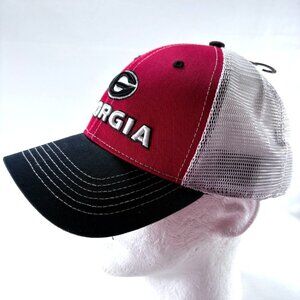 University of Georgia Bulldogs Embroidered Trucker Hat Snap Back
